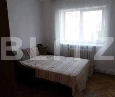 De inchiriat apartament cu 3 camere, 70 mp, zona Profi - Photo 2