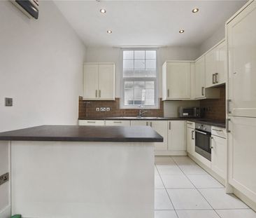 3 bedroom maisonette to rent - Photo 6