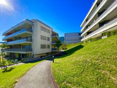 Appartement mansardé avec une belle terrasse avec vue - Photo 5