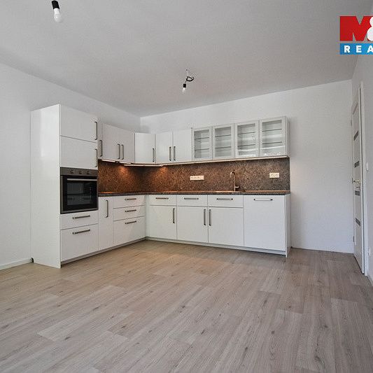 Pronájem bytu 3+1 97 m² - Фото 1