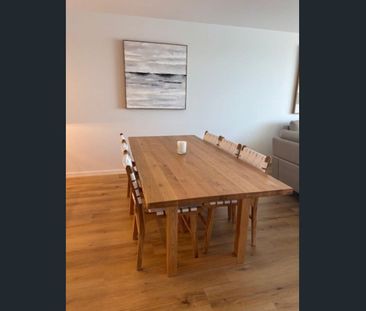 FULLY FURNISHED (cleaner inc) - Enjoy a serene lifestyle by the water - Photo 3