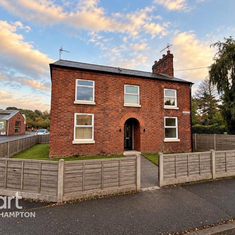 1 bedroom in a house share to rent - Photo 1