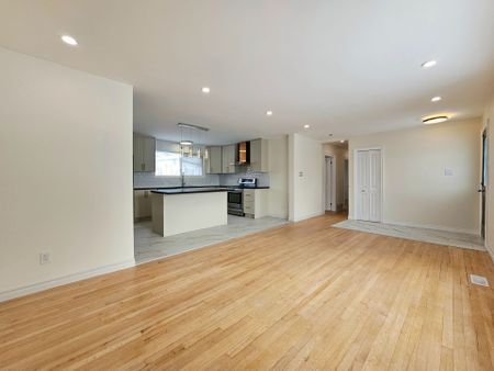 For Lease - 38 Sherry Lane Unit# A, South of Baseline to Knoxdale, Ontario - Photo 4