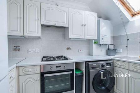 Heather Lodge, Whitefield Road, New Milton, BH25 - Photo 3