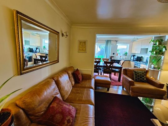 4 Bed Semi-Detached House, Harkett Close, HA3 - Photo 1