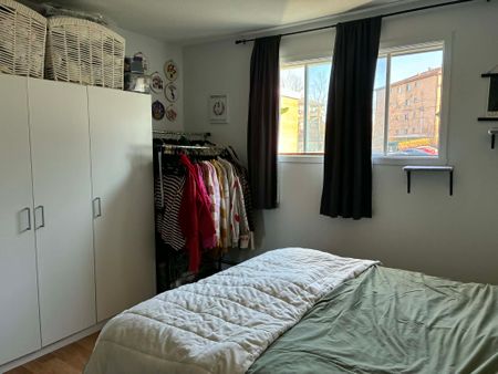 Appartement 3 1/2 près de l'UdS - Photo 2