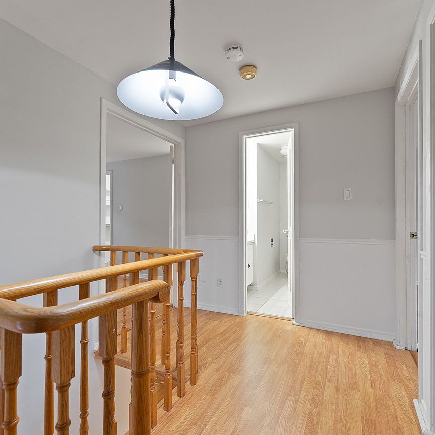 For Lease - 79 Fawndale Crescent Unit# Upper, Toronto, Ontario - Photo 1