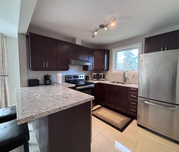 For Lease - 295 Blue Grass Boulevard, Richmond Hill, Ontario - Photo 4