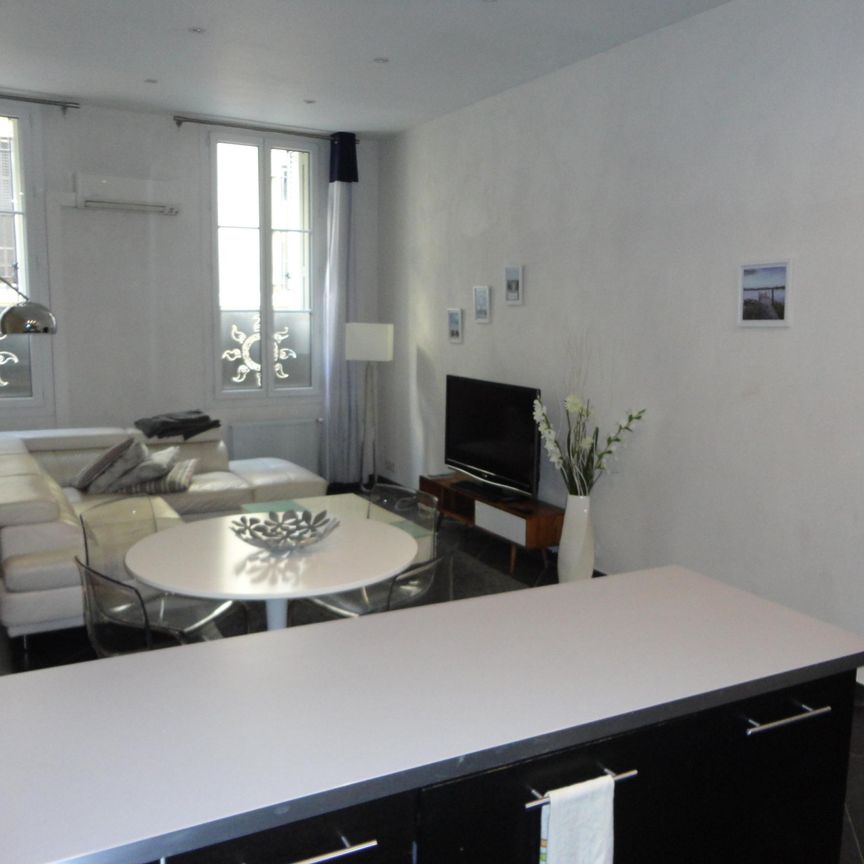 Location Appartement 3 pièces 75m² MARSEILLE 2ème - Photo 1