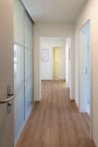 2.5 ZIMMER APARTMENT MIT BALKON - Photo 3