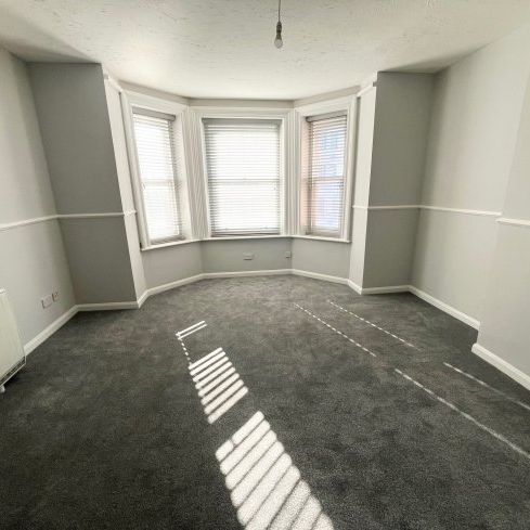 Fir Vale Road, Bournemouth - Photo 1