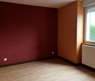 Location Appartement 2 pièces 38m² LE CREUSOT 71200 - Photo 3