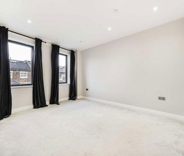 4 bedroom house to rent - Photo 3