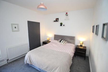 7 Donard Street, Belfast, BT6 8EJ - Photo 4