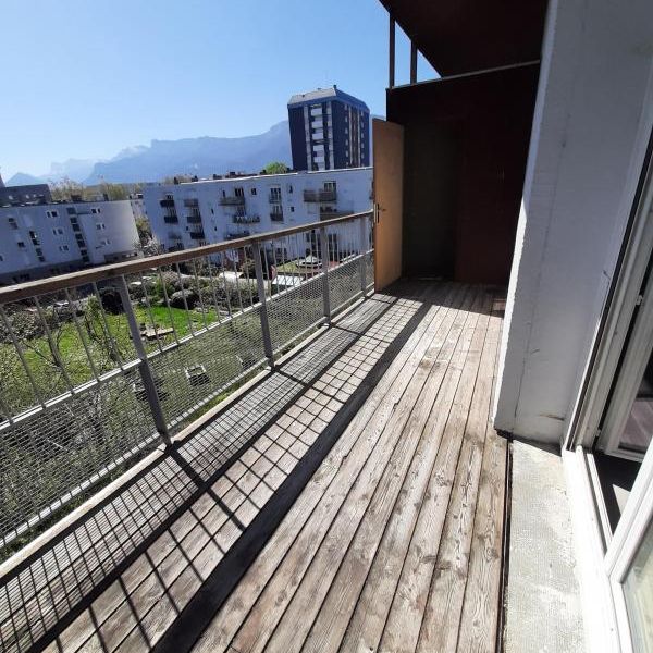 T3 - RUE GEORGES DE MANTEYER - Photo 1
