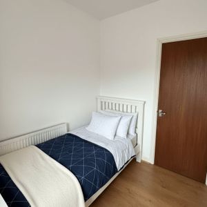 1 Bed Flat, Walworth Road, SE17 - Photo 2