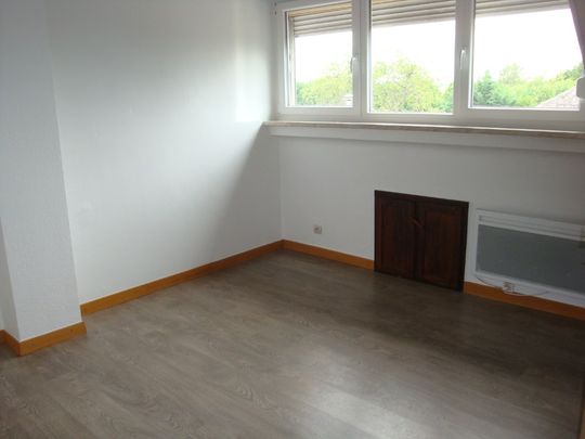 APPARTEMENT - 71 m2 - 3 pièces rue de Folpersviller à SARREGUEMINES 57200 - Photo 1