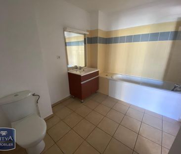 Location Appartement 2 pièces 39m² ST DENIS 97400 - Photo 4