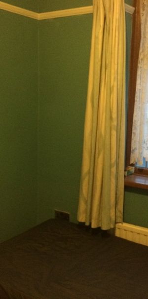 Room in a Shared House, Newbury Park, IG2 - Photo 1