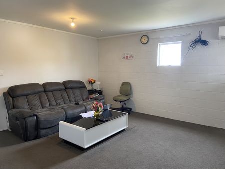 CONVENIENT 2 BEDROOMS IN JOHNSONVILLE - Photo 2
