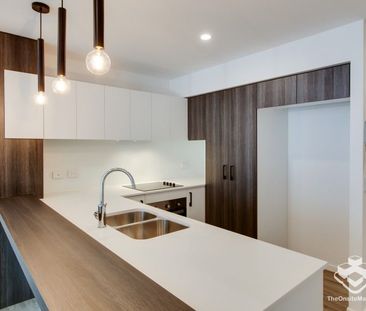 Break Lease - 3 bed 2 bath - balcony avail 24/12/2025 - Photo 3