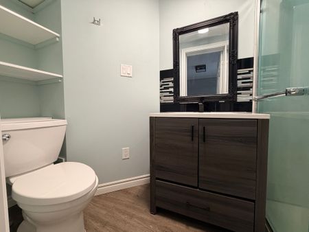 For Lease - 51 Mcdougall Drive Unit# Lower, Barrie, Ontario - Photo 4