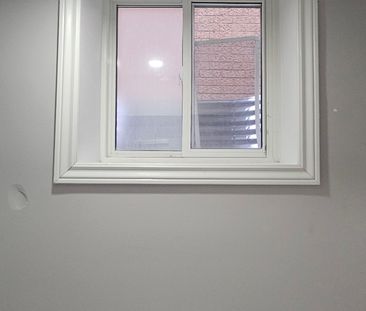 For Lease - 13 Edgevalley Court Unit# Basement, Brampton, Ontario - Photo 2