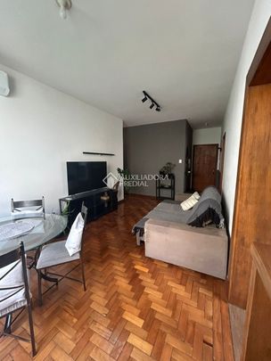 Apartamento com 3 quartos e 100m² para alugar em Menino Deus, Porto Alegre. - Photo 1