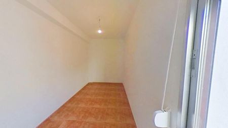 Piso de alquiler en La Fortuna - Photo 5