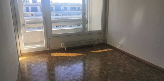 Bel appartement de 3 pièces avec balcon - Photo 2