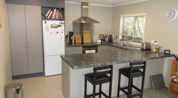 Great Location - Photo 1