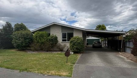 Comfortable Family Home in Central Rangiora - Photo 5