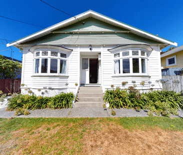 Character in Karori! - Photo 4