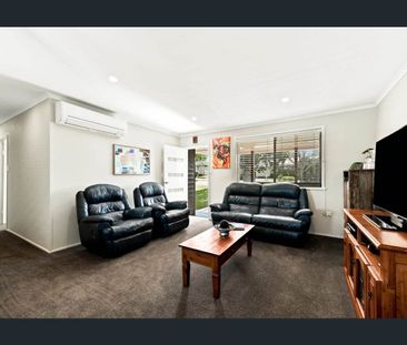 APPEALING, INVITING & VERY STYLISH! - Photo 1