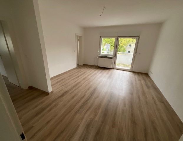 Demnächst frei! 2-Zimmer-Wohnung in Duisburg Huckingen - Photo 1