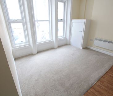 1 bed flat to rent in Verulam Place, Bournemouth, BH1 - Photo 3