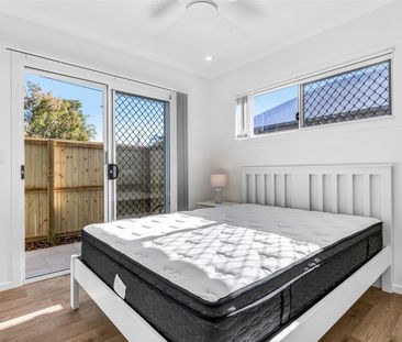 NEAR NEW STUDIO UNIT IN WYNNUM! - Photo 2