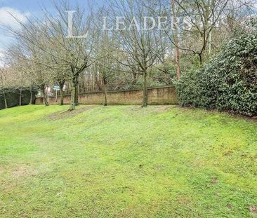 Eyston Drive, Weybridge, KT13 - Photo 4