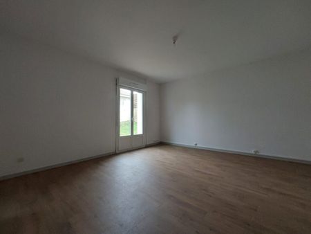 LOCATION APPARTEMENT T1, POITIERS SUD - Photo 2