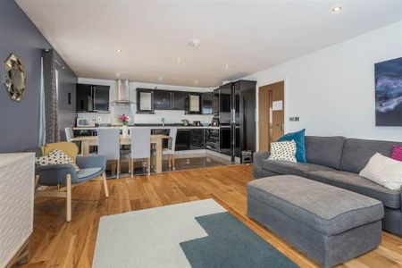 Apt 4, Dundrum Bay View, Dundrum, Newcastle, BT33 0FG - Photo 3