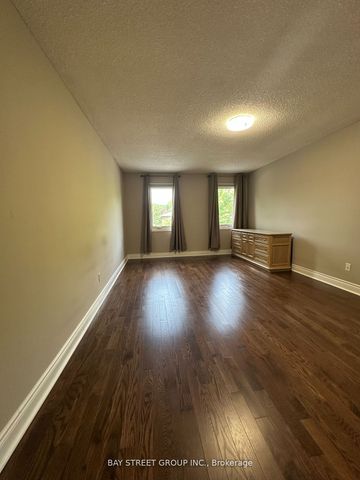 For Lease - 9 Chadburn Crescent, Aurora, Ontario - Photo 4