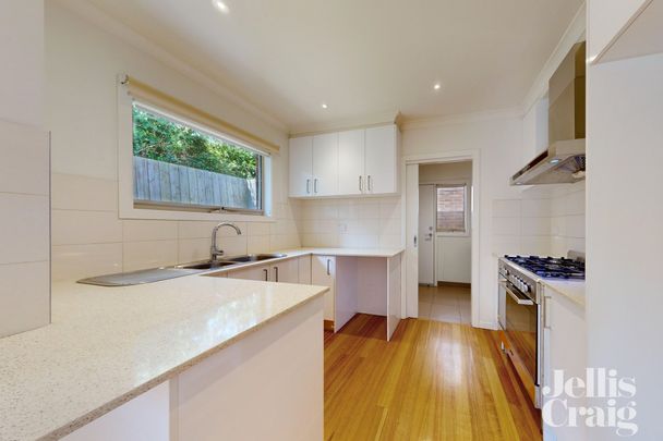 2/4-6 Smyth Street, Mount Waverley - Photo 1