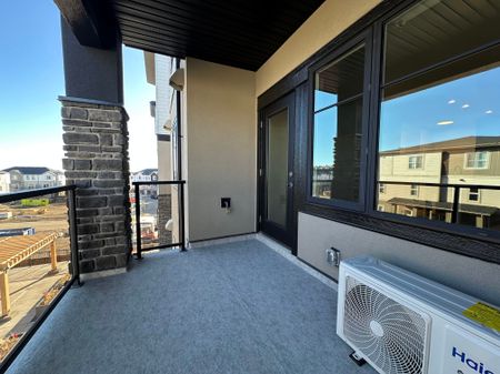 Brand New 1 Bedroom Condo At The Whitney – Underground Parking & Balcony - Photo 4