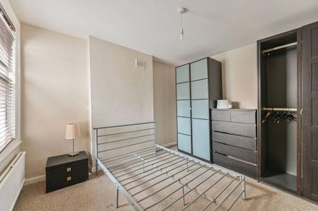 2 bedroom maisonette to rent - Photo 5