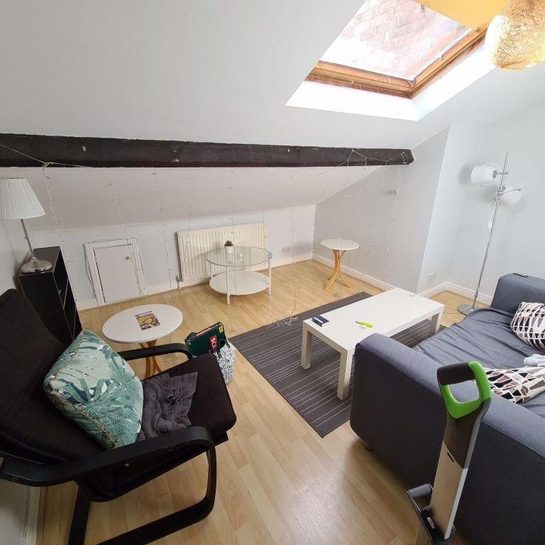 2 bedroom house to rent - Photo 1