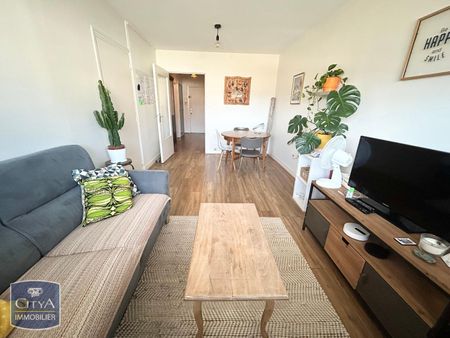 Location Appartement 1 pièce 46m² LE MANS 72000 - Photo 3