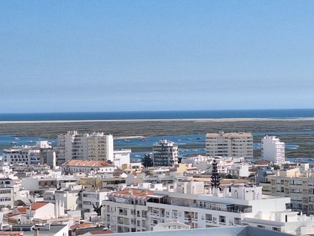 Apartamento T2 duplex, piscina na cobertura, Faro, Algarve - Photo 2