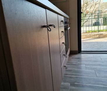 Ενοικίαση κατοικίας, 50 τ.μ., Βραχάτι, 350 € - Photo 1