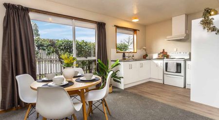 Two Bedroom Home In Zone! - Photo 4