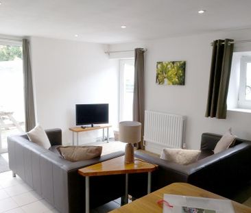 2 bedroom semi-detached house to rent - Photo 4